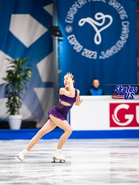 Ice Gallery Skates U.S.